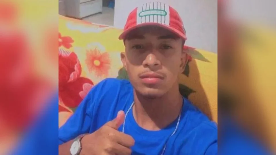 Jovem de 18 anos é morto a facadas ao tentar apartar briga em casa noturna