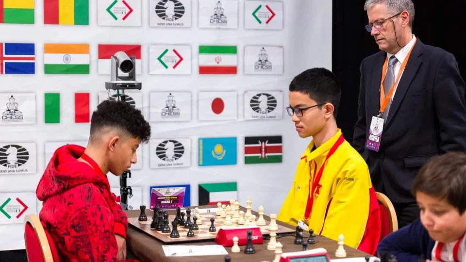 Atleta da rede estadual do Amazonas representa o Brasil no campeonato mundial de xadrez, na Itália