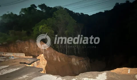 Imagens: cratera toma conta da ‘Pista da Raquete’ após chuva neste sábado (25)