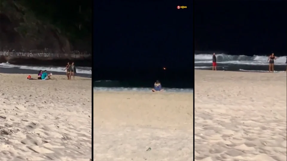 VEJA VÍDEO: casal sem vergonha faz sexo na praia sob vaias de visitantes