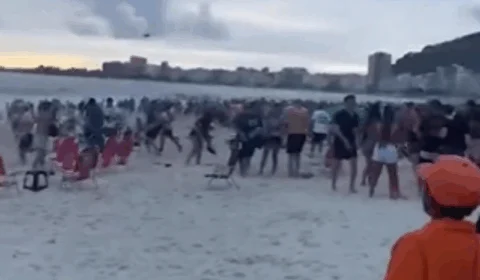 VEJA VÍDEO: torcedores do Fluminense e do Boca Juniors saem na porrada