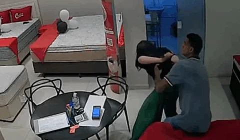 Vídeo: vendedora luta com criminoso para fugir de estupro