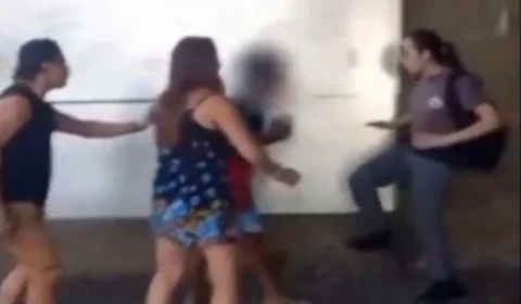 VEJA VÍDEO: PM se nega a ajudar jovem negro ameaçado com arma: ‘Estou de folga’