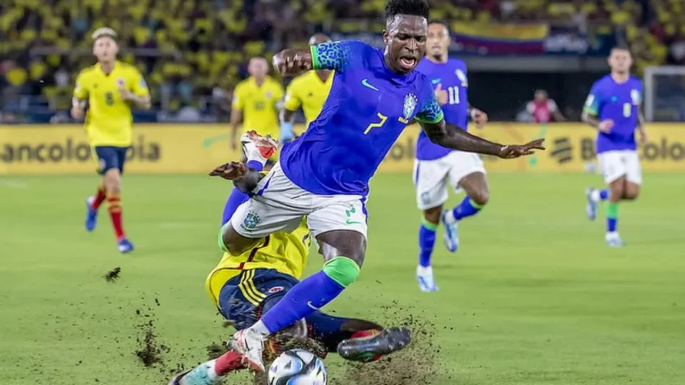 Vini Jr tem lesão confirmada e será desfalque no Brasil x Argentina