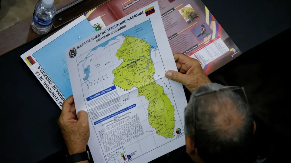 Lula sugere rompimento politico com Maduro se Venezuela invadir a Guiana