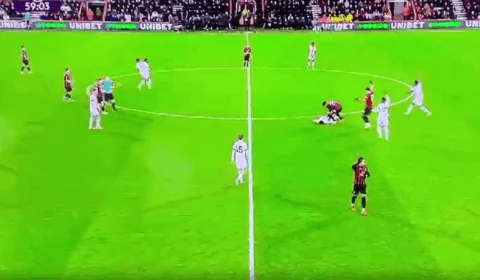 VEJA: Jogo do Campeonato Inglês é suspenso após jogador ter parada cardíaca em campo