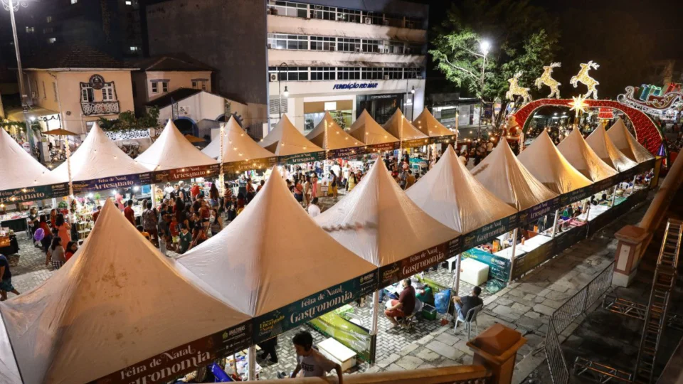 Secretaria de Cultura alerta para interdições de ruas no Centro durante celebração de Natal na tarde desta sexta-feira 