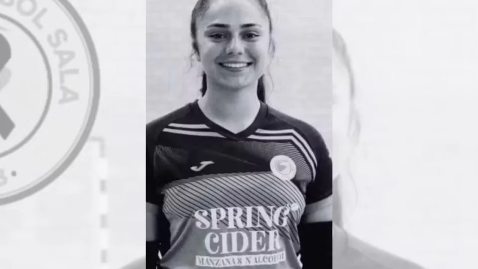 Goleira brasileira indicada a melhor do mundo no futsal morre aos 26