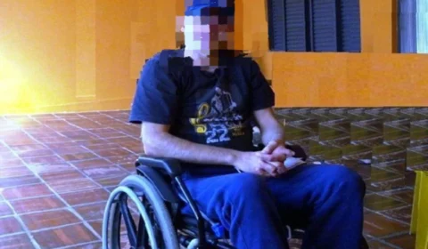 Pai acusado de fazer filmes com o estupro dos próprios filhos adotivos é preso