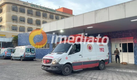 Adolescente de 16 anos é baleado no rosto em barbearia no Monte Sião