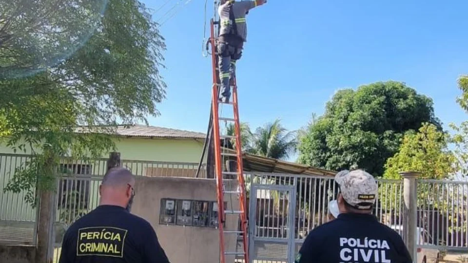 Polícia Civil realiza operação e apreende cabos de empresas provedoras de internet
