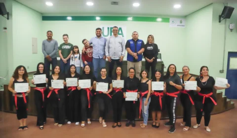 Governo do Amazonas entrega certificados às alunas do 1º Curso de Defesa Pessoal Feminina da UEA
