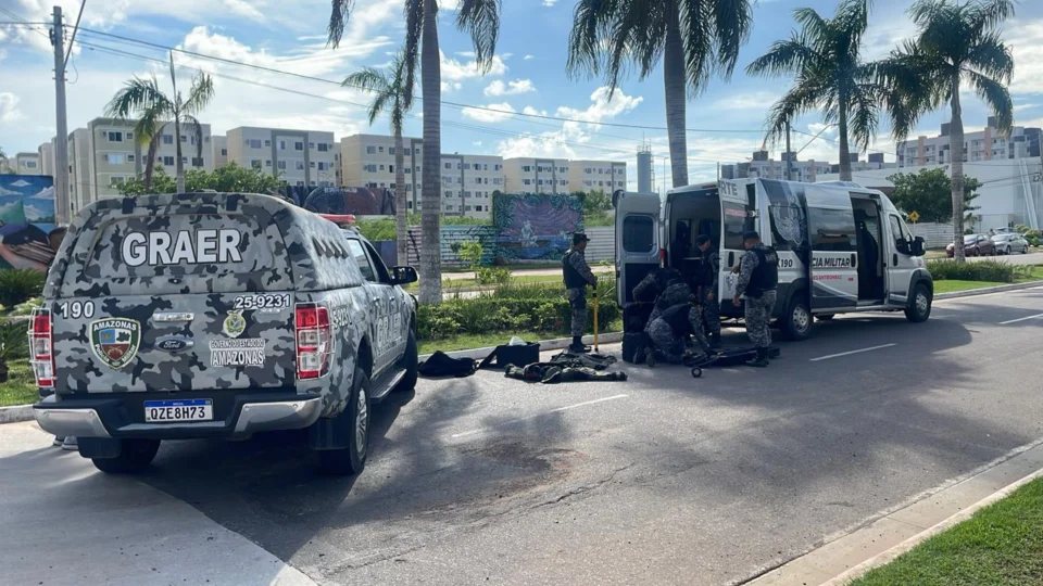 VÍDEO: Ameaça de bomba próximo a condomínios no bairro Planalto em Manaus