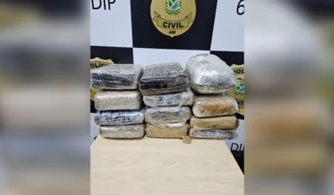 Polícia encontra R$200 mil em drogas escondidas em barco no porto do São Raimundo