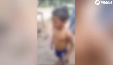 Menino de 4 anos é agredido pela mãe no AM; vizinha filma e faz a denúncia