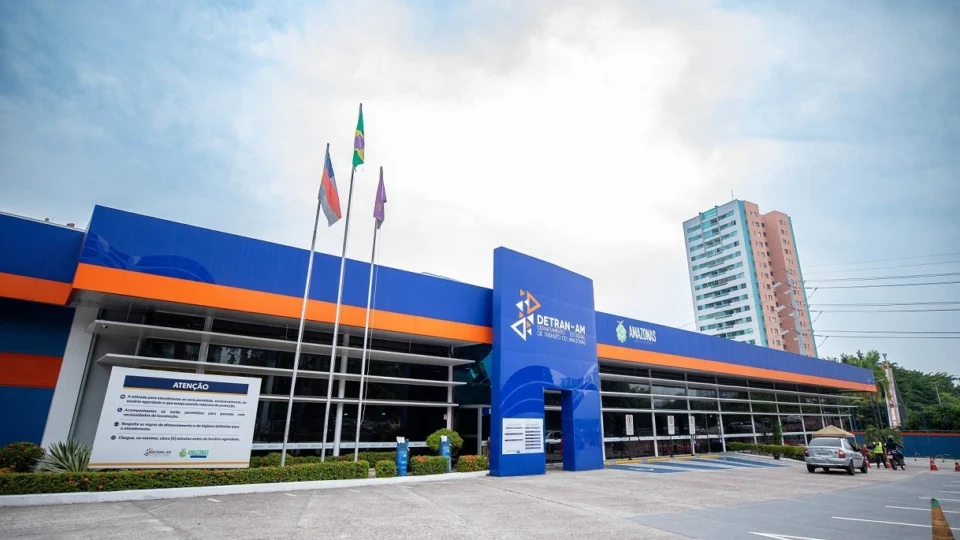 Governo mantém serviços essenciais durante o feriado desta sexta-feira (08/12)