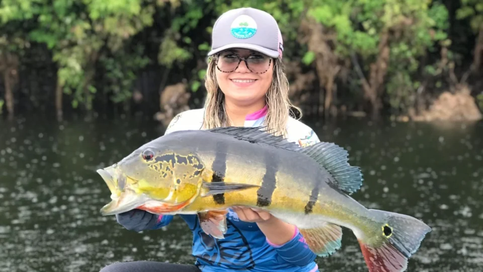 Regulamentação da pesca esportiva potencializa turismo sustentável com geração de emprego e renda no Amazonas