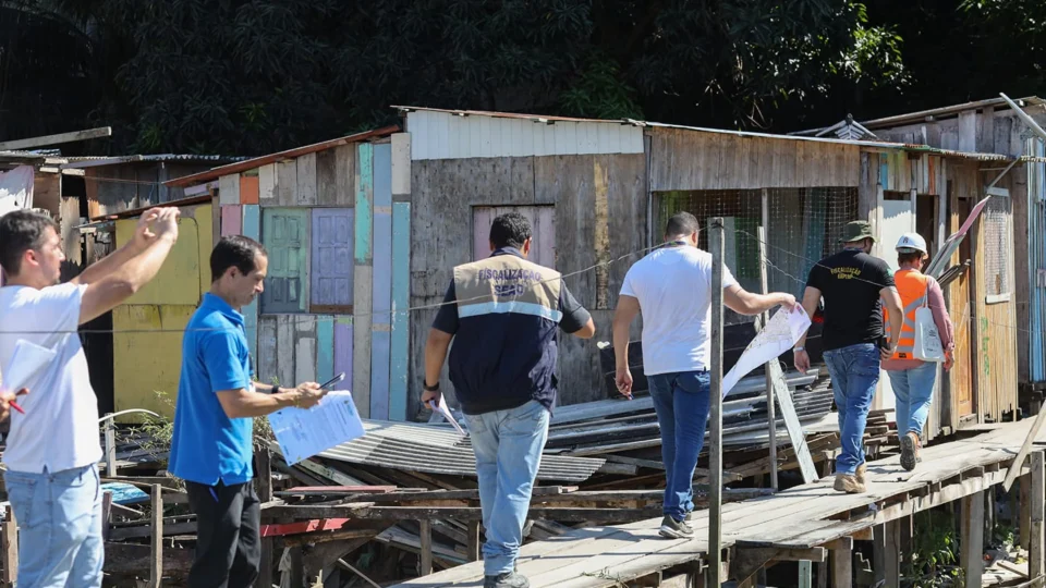 MPE-AM arquiva processo contra notificação de ocupações irregulares em áreas do Prosamin+