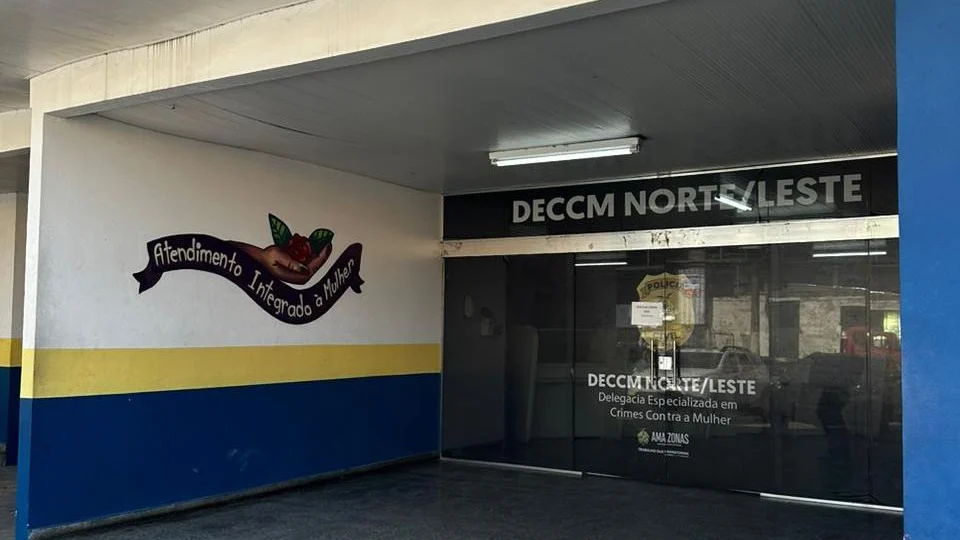 Homem é preso por descumprir medida protetiva, injuriar e ameaçar a ex-companheira