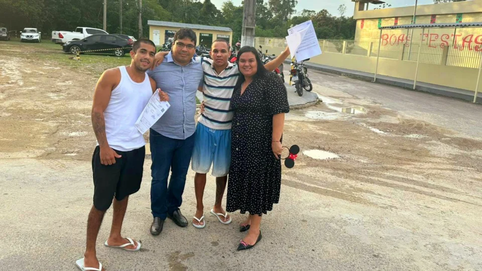 Lili cantou: Lucas Picolé e ‘Mano Queixo’ deixam presídio em Manaus