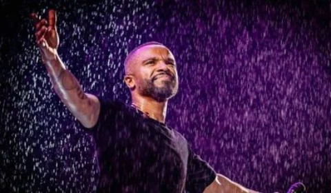 Alexandre Pires cancela show em cruzeiro após passageiro cair e sumir