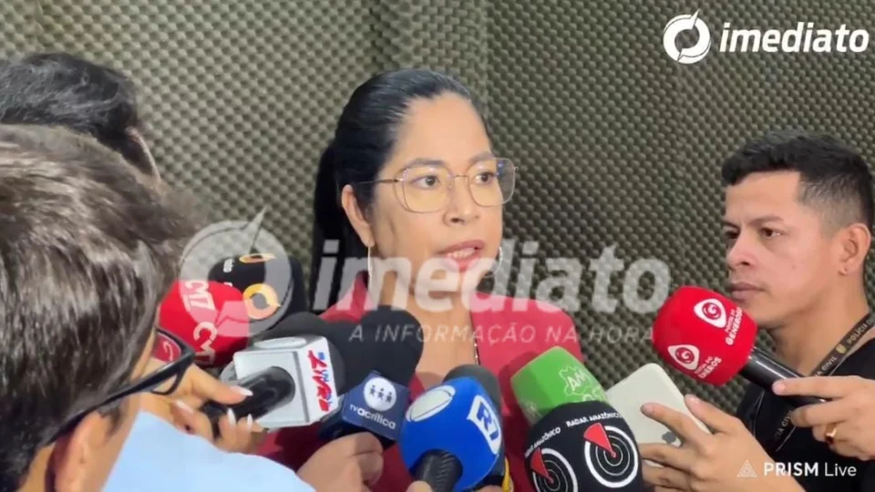 Motorista de condução escolar é preso por estupro e favorecimento à prostituição contra adolescente