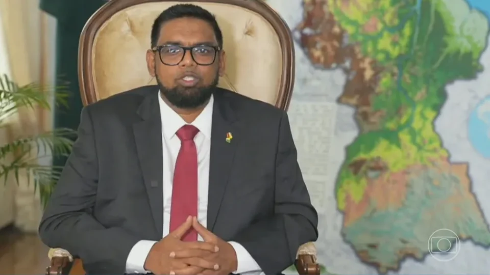 Presidente da Guiana, Irfaan Ali, diz que não terá acordo com o território em disputa