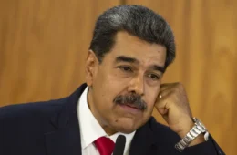 Maduro admite diálogo com Guiana, mas depois volta a elevar o tom