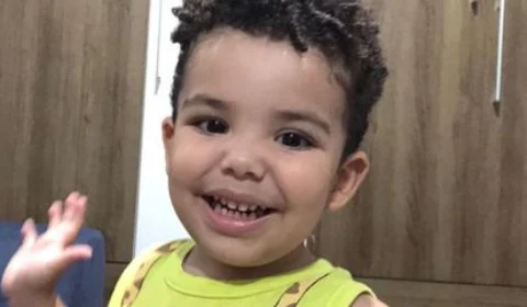 Pais são suspeitos de espancar o filho de 2 anos até a morte