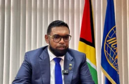 Presidente da Guiana diz que não é contra conversas sobre Essequibo