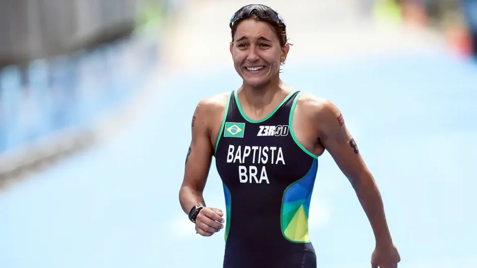 Triatleta Luisa Baptista sofre grave acidente durante treino