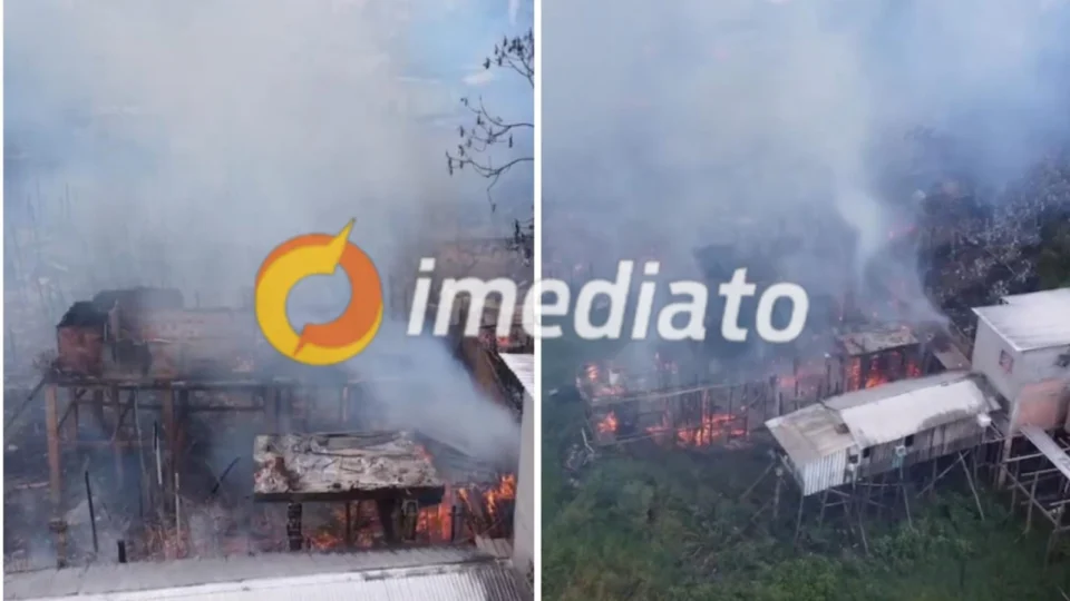 Incêndio atinge 30 casas no Bairro do Céu, diz Corpo de Bombeiros