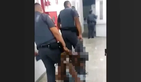 Homem amarrado com cordas por policiais pede indenização por tortura