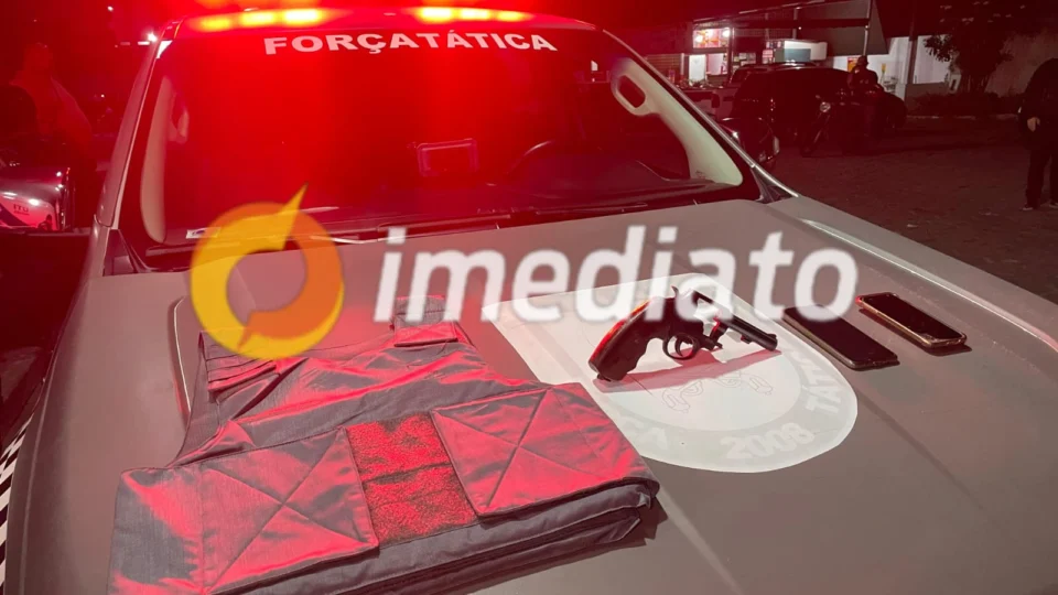 Assaltante é baleado pela Força Tática após atirar contra os policiais no bairro São José