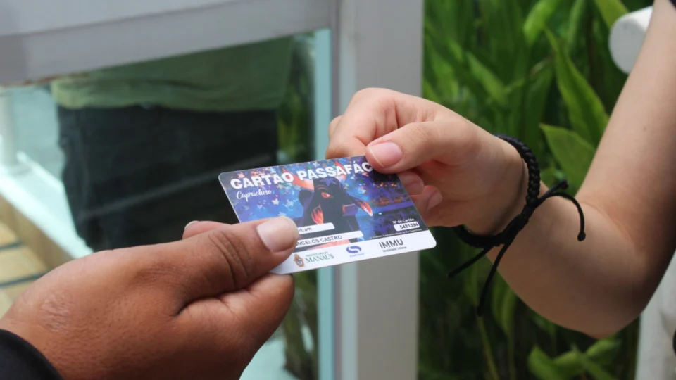 Sinetram emite cartão PassaFácil de graça em Manaus; saiba como conseguir