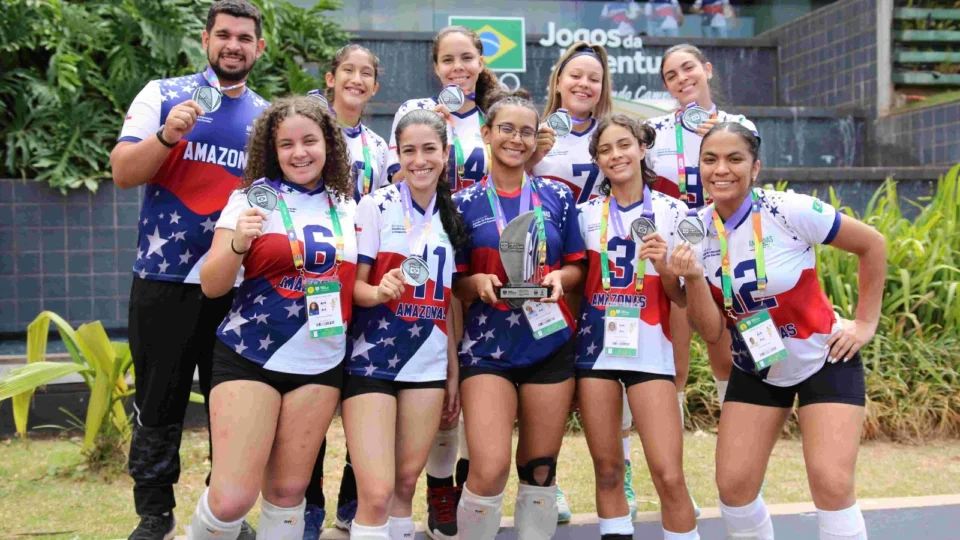 Em 2023, mais de 350 alunos da rede estadual representaram o Amazonas em competições esportivas e pedagógicas