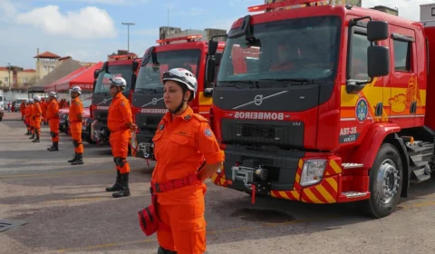 Com aportes de R$ 12,7 milhões, Wilson Lima entrega nova Base Arpão e mais 15 viaturas ao Corpo de Bombeiros