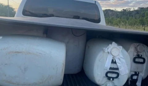 Dois homens foram presos transportando 500 litros de combustível em Roraima
