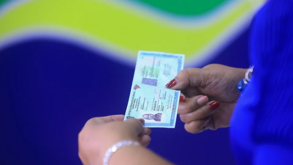 Amazonas expediu mais de 185 mil Carteiras de Identidade Nacional (CINs), em oito meses