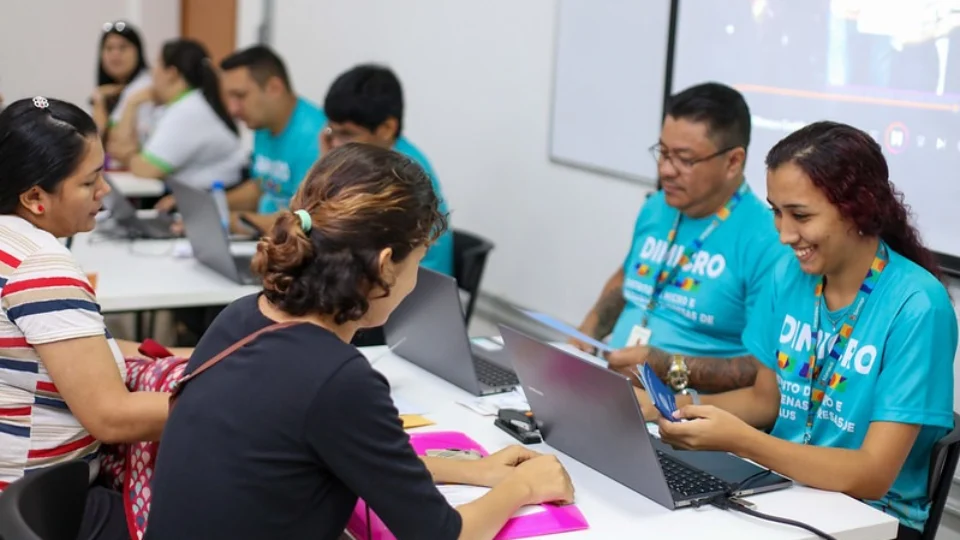 ‘Sine nos Bairros’ impulsiona empregabilidade em três pontos da cidade neste sábado