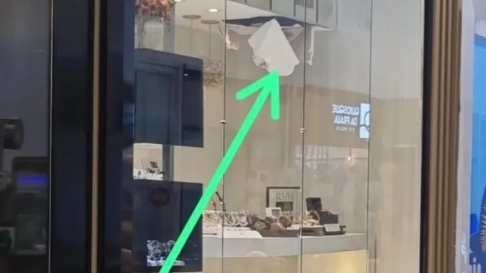 Assaltantes roubam joias avaliadas em R$ 1 milhão dentro de shopping de Boa Vista