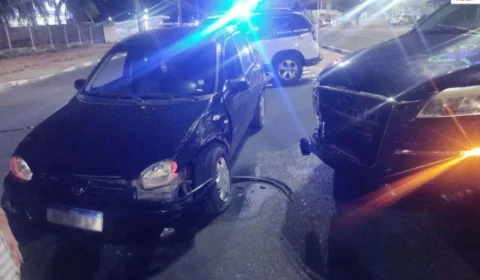 Colisão entre Audi e Classic na Avenida Ville Roy envolve menor sem habilitação em Roraima