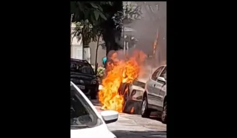 VÍDEO: Carros pegam fogo ao serem atingidos por cabos de energia em São Paulo