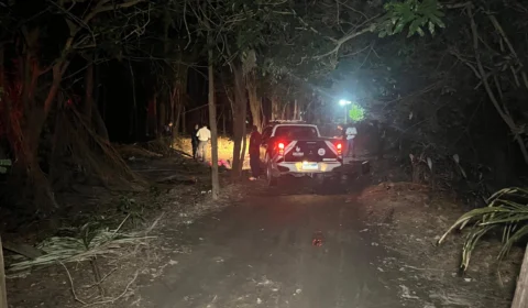 Corpo é encontrado com marcas de tiros no Porto do Puraquequara