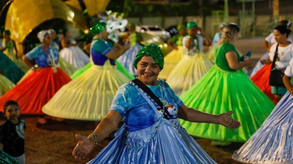 Ensaios técnicos das Escolas de Samba do Grupo Especial movimentam início da semana