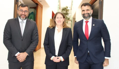 Wilson Lima apresenta projetos sustentáveis à embaixadora britânica e destaca importância da atuação do Reino Unido na Amazônia