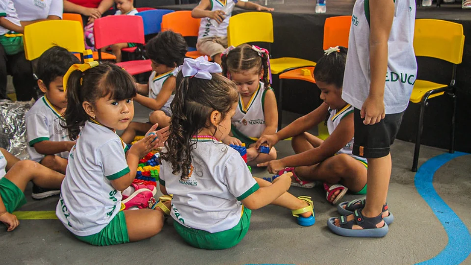 Divulgada lista de crianças sorteadas para vagas nas creches de Manaus