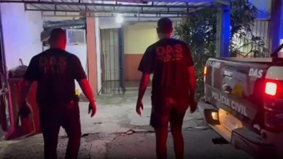 Homem é preso após forjar sequestro e contratar comparsa para agredi-lo