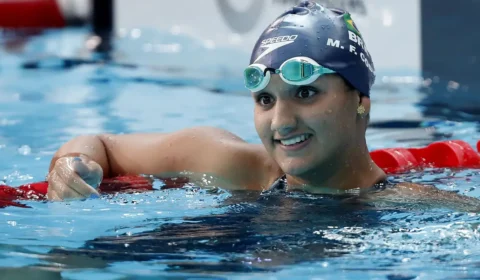 Maria Fernanda Costa alcança índice olímpico nos 200 metros livre