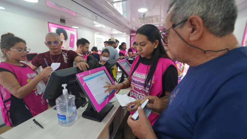 Caminhão da Serasa ofertará serviços gratuitos à população em Manaus